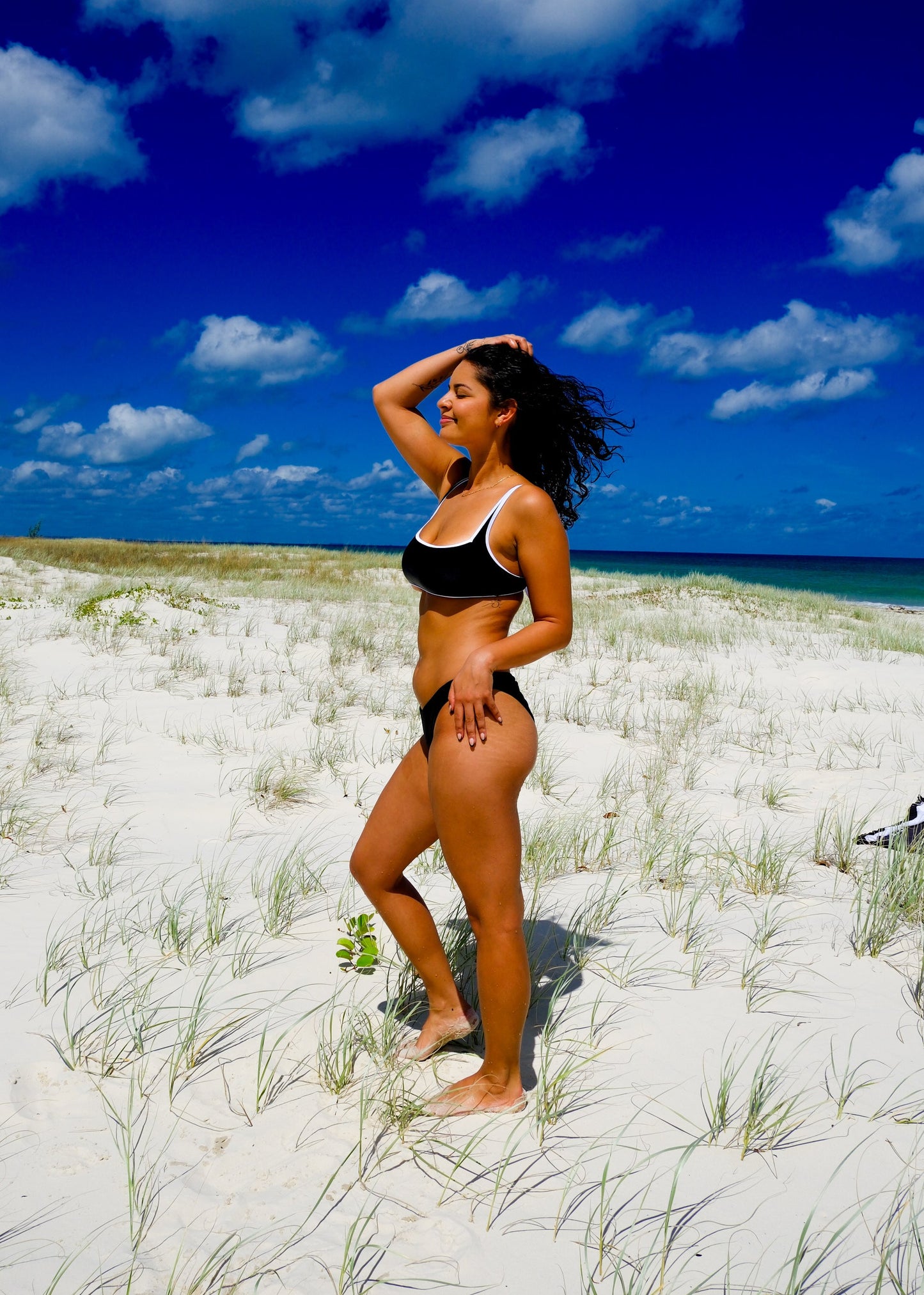 GABRIELLE BOTTOM - BLACK